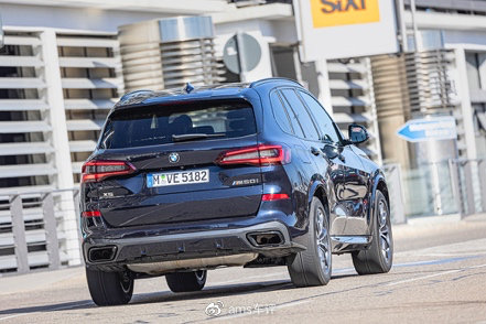 同门对阵:BMW iX和X5哪个更好休闲区蓝鸢梦想 - Www.slyday.coM 同门对阵:BMW iX和X5哪个更好休闲区蓝鸢梦想 - Www.slyday.coM