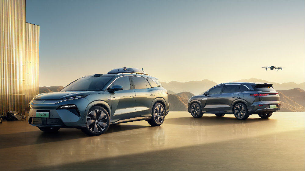 大家庭的第一台旗舰SUV，唐L以划时代技术重塑20-30万级SUV标杆