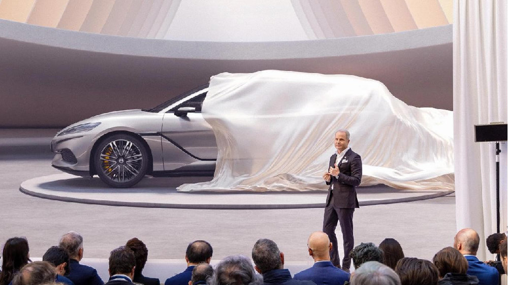 当传统排量遇上易三方，腾势Z9GT在欧洲改写GT定义