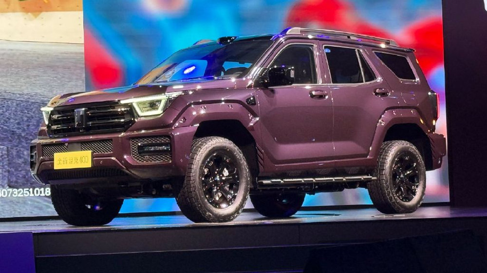 智能化全面升级：新款坦克400，有实力与销冠豹5一战吗？