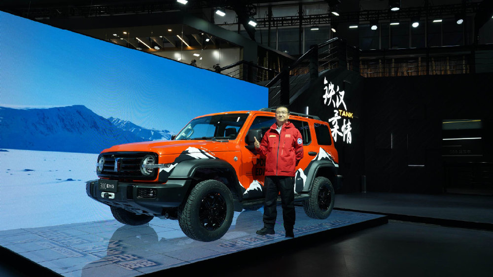 紫气东来 逢绿必贵！全新坦克400/500潮酷登陆广州车展