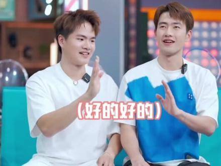 双雄并立，童心未泯