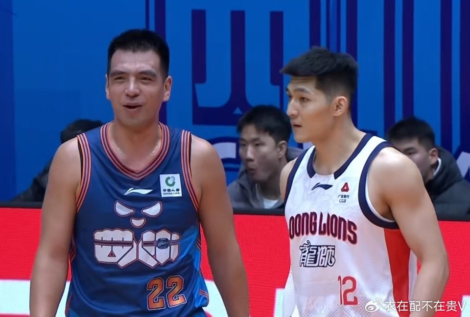 机会很多！徐昕加盟广州龙狮首秀6分13板2帽 2米26身高尽显天赋