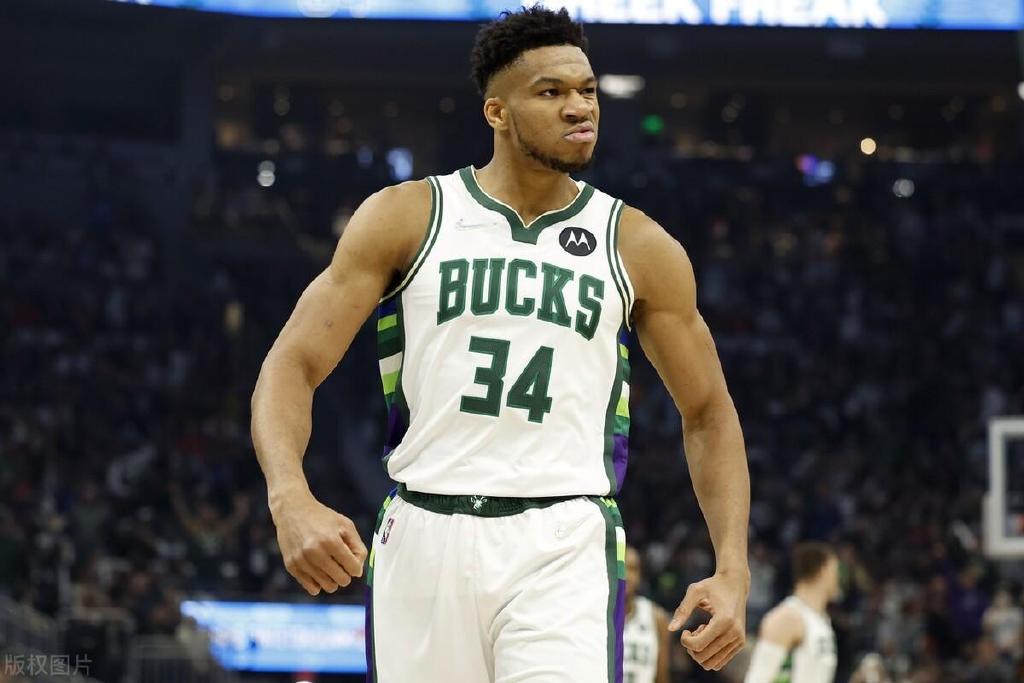 浓眉在NBA的统治力愈发显现 内线攻防一体成湖人胜负关键