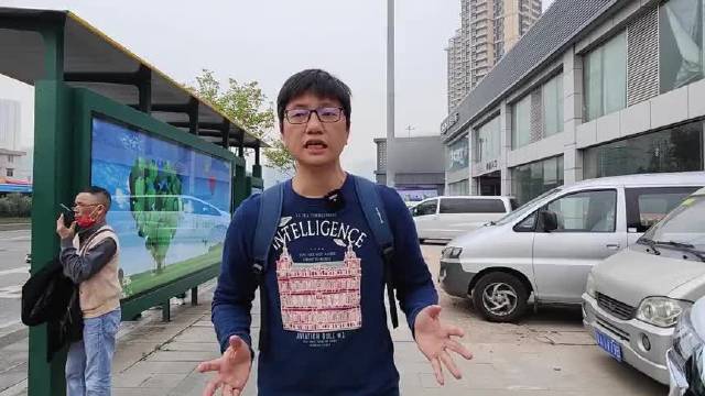 抢先实拍,瑞风M4自动挡到店,2.0T+6AT能吊打同级MPV吗?
