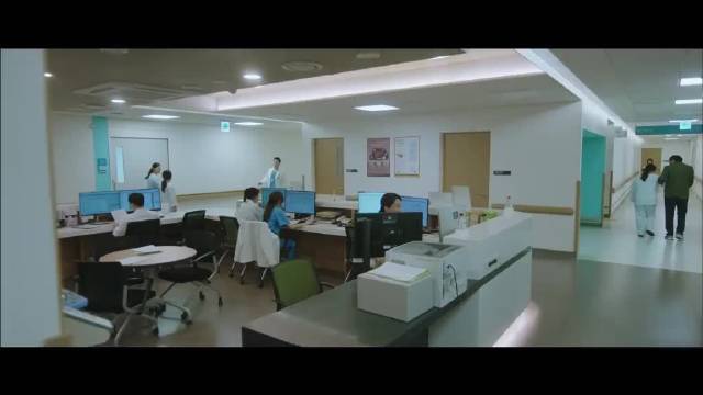 逐帧拆解《机医2》P7：医患共情、生死抉择！ “机医效应”是如何影响现实的？