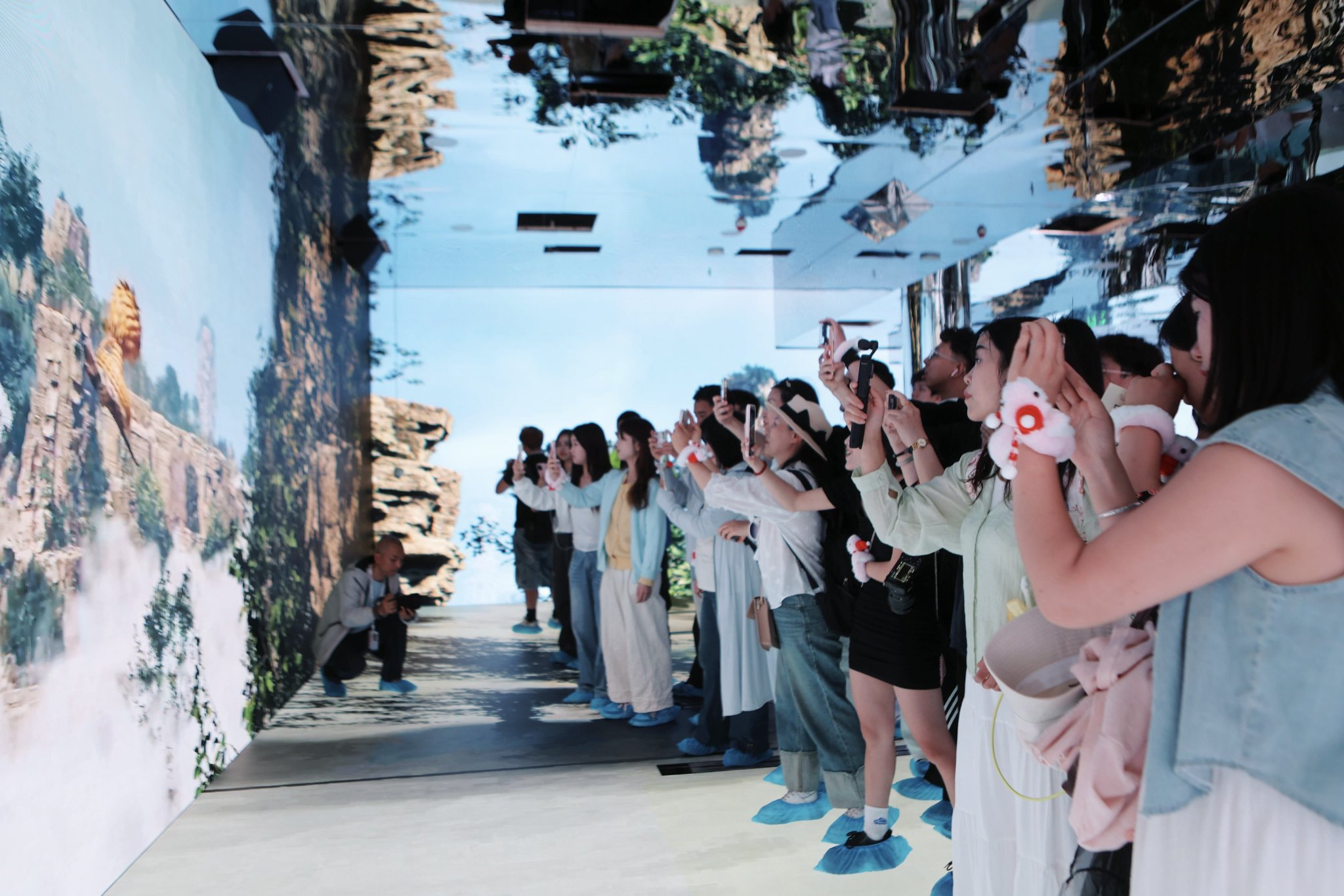 青城山上白娘子的故事复活了