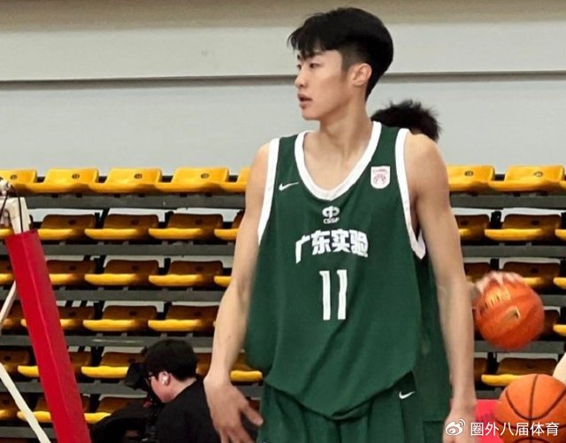 正式确定！CBA后卫新星签约广东宏远，朱芳雨大手笔