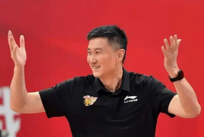 合同到期，杜锋下课？广东新帅或锁定，42岁，多次夺冠，易建联好友