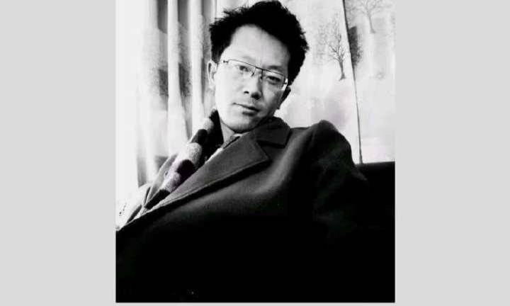 根据电影《英雄》剧情组编诗歌集《破害一击》•序幕