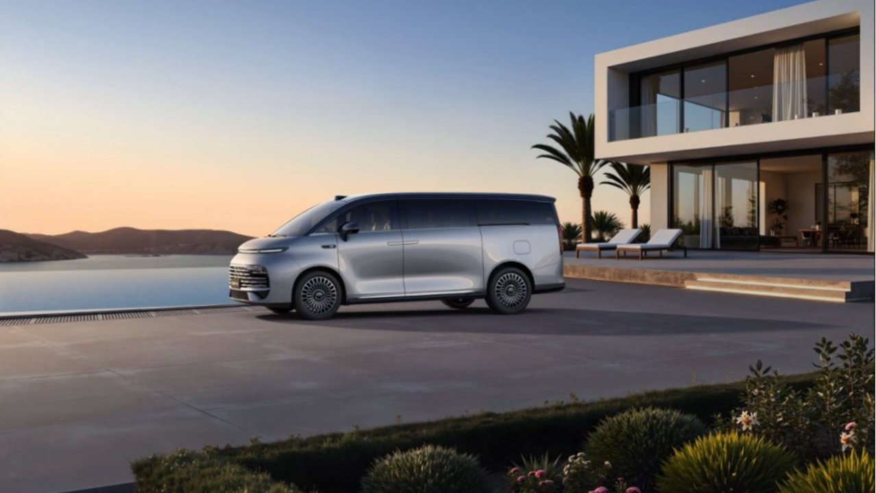 汽车行业首个跨界内容大IP创新发布会，吉利银河V900上市