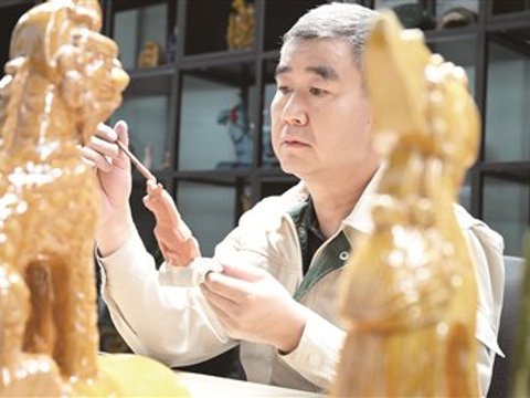 让琉璃在新时代里浴火重生