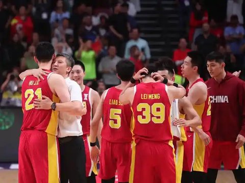 官宣，男篮名帅上任，44岁，曾执教豪门，林葳或回归，郭士强看懂