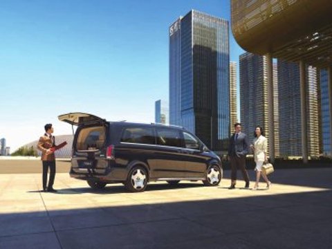 深刻洞察商务人士需求 梅赛德斯-奔驰V级MPV启新程