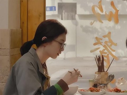 饭友比男友更懂你的口味：王传君江疏影新电影，戳中打工人的孤独