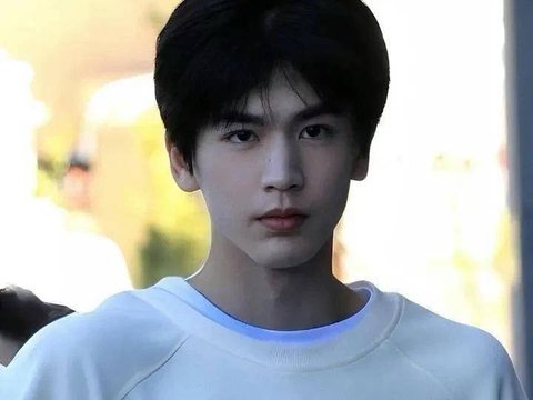 赵今麦张凌赫:从偶像剧到喜剧的奇妙转变