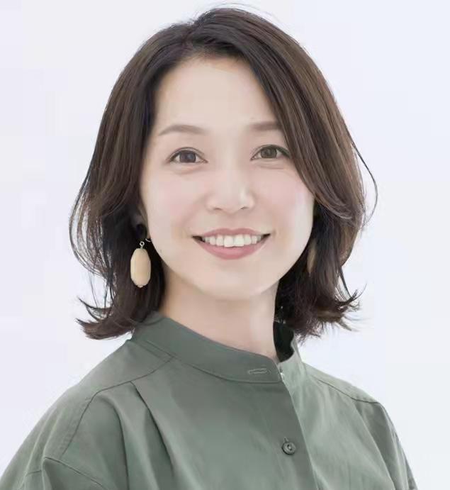 50—60岁发型,60到70岁老年人女发型 5060岁的女人放弃直发吧这四款卷发更适合显脸小更年轻
