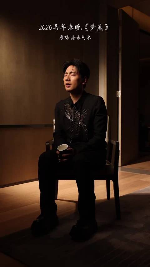 何其有幸你出现梦里，何其不幸你只在梦里