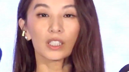 一年间像老了十岁，田馥甄近照下颌骨消瘦缩短，说话时嘴包不住牙