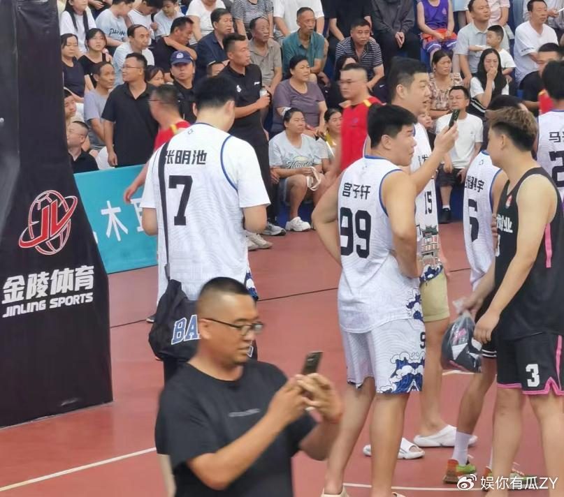 已经离队！曝广东男篮放弃2米13全能内线，未来或转战野球赛场？