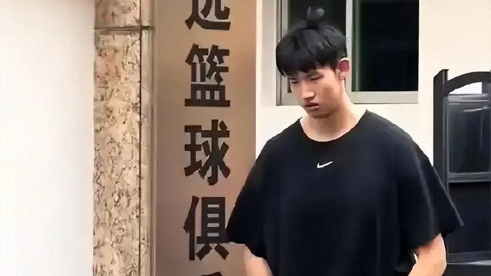 广东新星成交易筹码，G6无本土裁判，山东全运争冠，林葳下家3选1