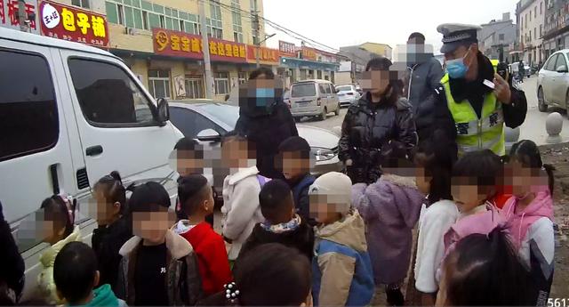 “黑校车”超员133.3%!司机被刑拘,罚2万多!|守法知礼平安行休闲区蓝鸢梦想 - Www.slyday.coM “黑校车”超员133.3%!司机被刑拘,罚2万多!|守法知礼平安行休闲区蓝鸢梦想 - Www.slyday.coM