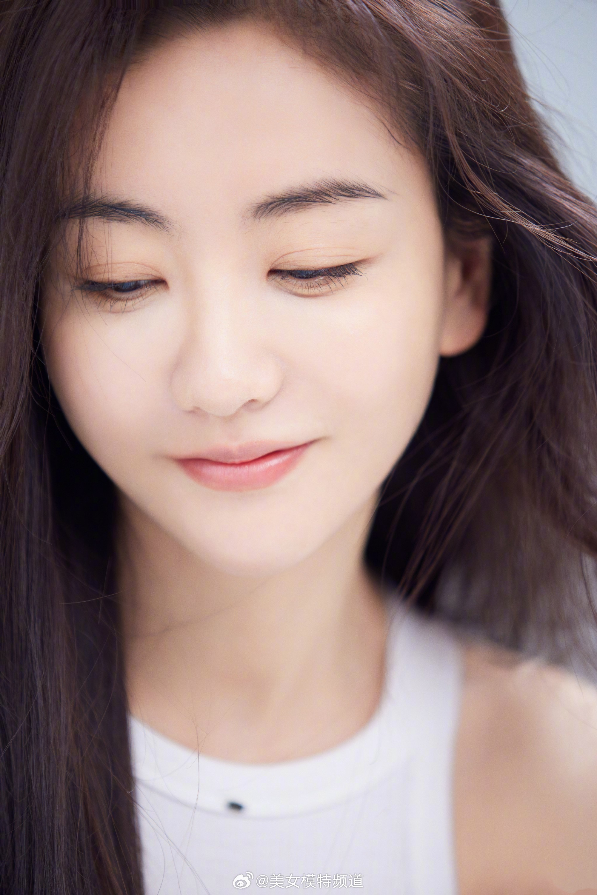 杨蓉甜美生日大片