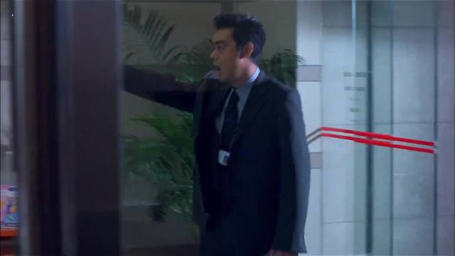 看似是警匪片，实际却是职场片！