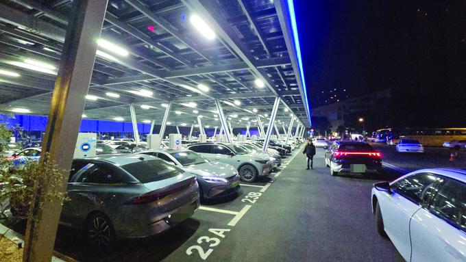 常州推出多处电动汽车“深夜食堂”