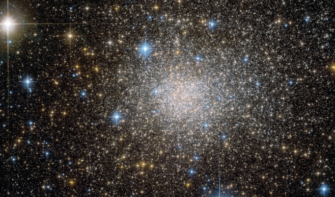 新星崛起塔图姆杰伦双星闪耀三分雨狂轰对手替补奇兵频现助绿军延续连胜势头