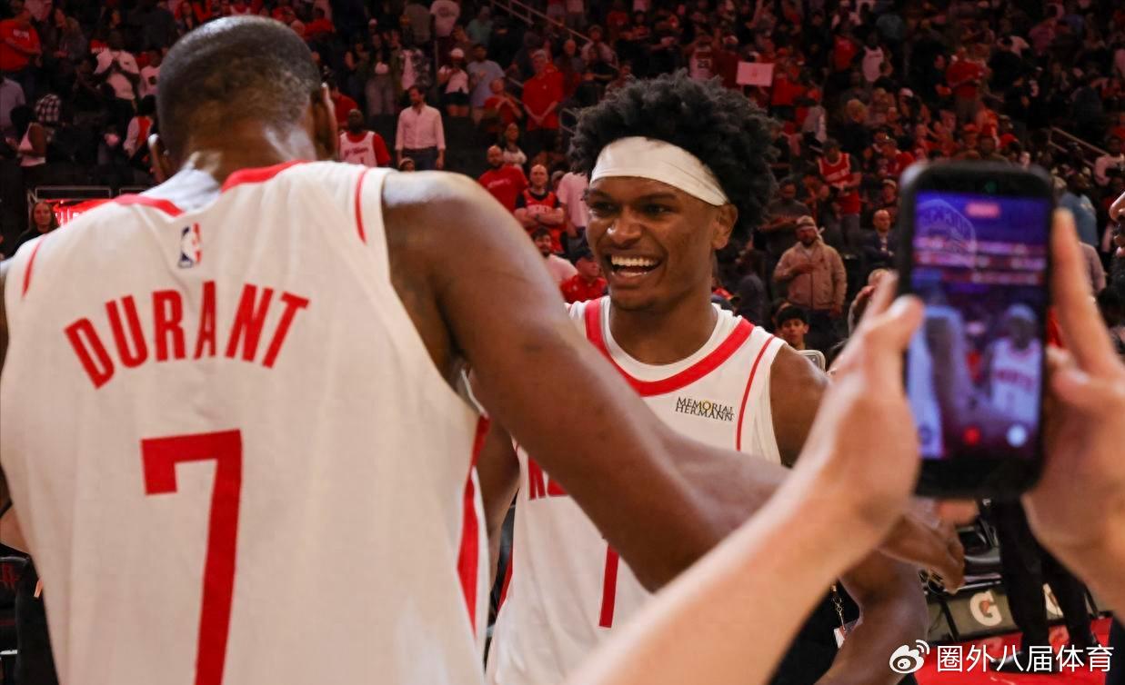 乌度卡有多固执？三操作差点毁了KD生涯夜，幸亏小谢够争气