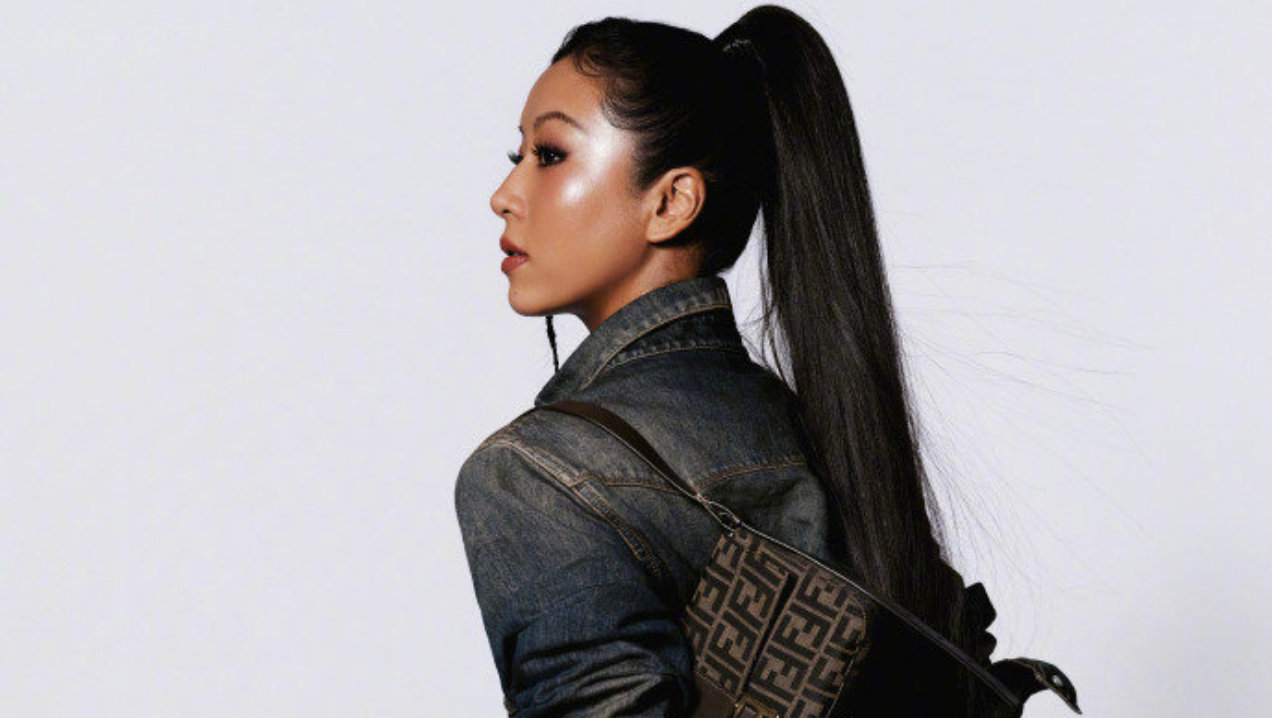 吉克隽逸牛仔套装大片｜美式复古辣妹的张力感太绝了