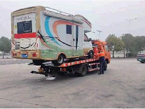 突如其来的悲与不期而至的爱