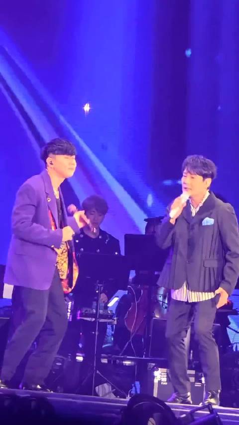 《过火》两个情歌王子合体=情歌王子2.0