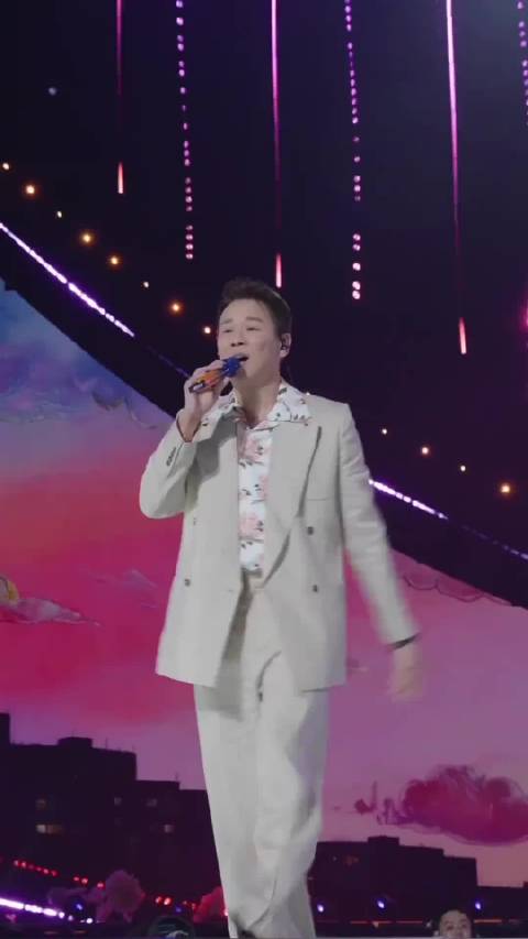 陶喆春日献唱陪你，粉彩风盛放现场送希望