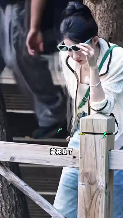 今天在九寨沟录制！帮拍照！混熟了就是好呀！