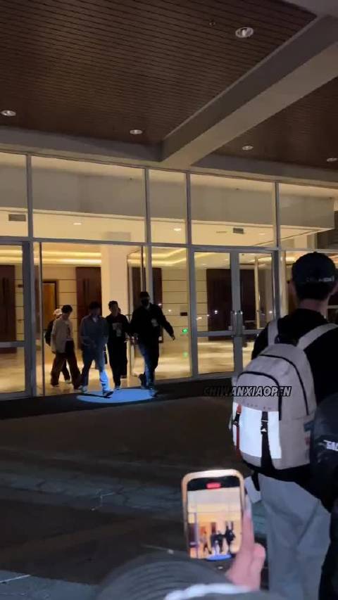 幸福和快乐 是结局 碗盆牛逼，碗盆结婚