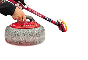 女子冰壶中国队迎首胜休闲区蓝鸢梦想 - Www.slyday.coM 女子冰壶中国队迎首胜休闲区蓝鸢梦想 - Www.slyday.coM