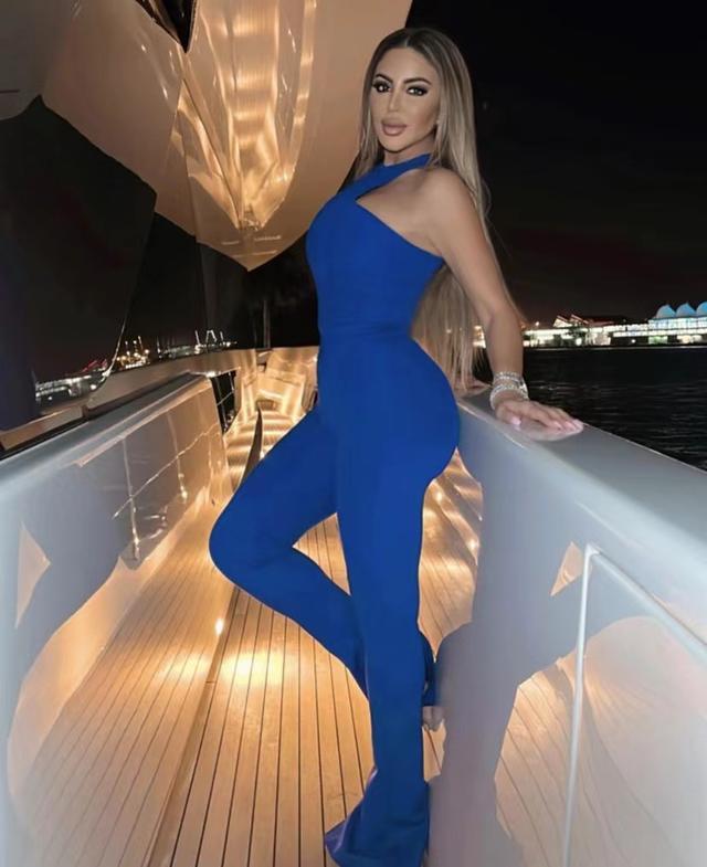 恭喜皮蓬前妻,乔丹儿子不在身边,深夜参加派对,魅力不输卡戴珊休闲区蓝鸢梦想 - Www.slyday.coM 恭喜皮蓬前妻,乔丹儿子不在身边,深夜参加派对,魅力不输卡戴珊休闲区蓝鸢梦想 - Www.slyday.coM