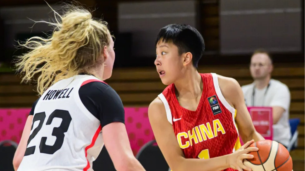 狂揽23+22入四强！1.81米小李梦一人抢爆一队 宫鲁鸣选人眼光真毒