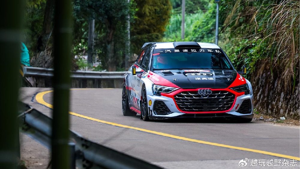 APRC/CRC龙游站首日赛况：拉力巅峰对决开启，徐俊全程领跑