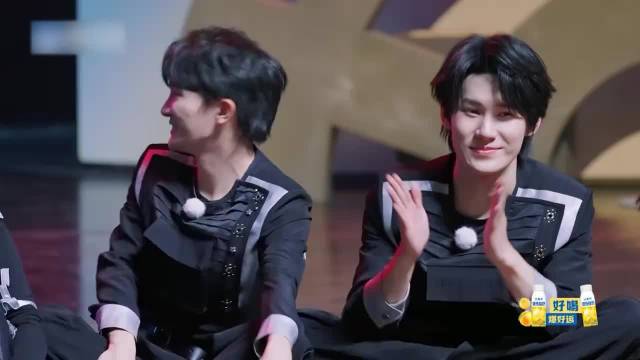 跑男用最浪漫的时间，祝张真源生日快乐，这也太用心了吧