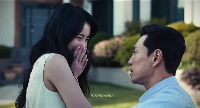 “一边微笑一边流泪”的权威夫妻来了