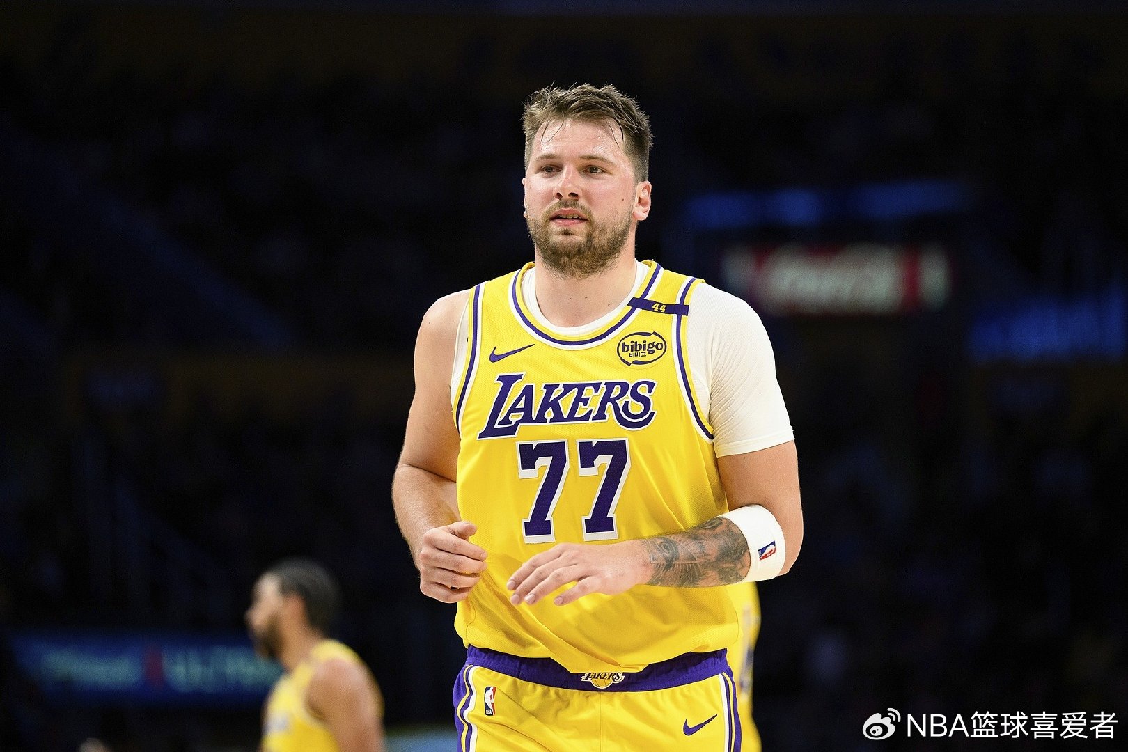 主动发声，东契奇带伤出战！哈登没有机会了，杜兰特也做出选择？