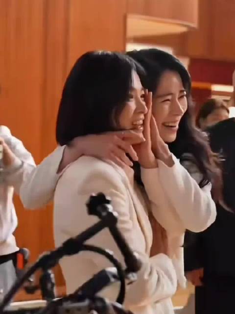 “坏种”朴妍珍 黑暗荣耀