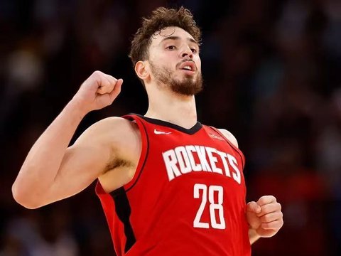 杜兰特25+6终结老鹰11连胜！申京15+9+10，伊森替补，首发全活了