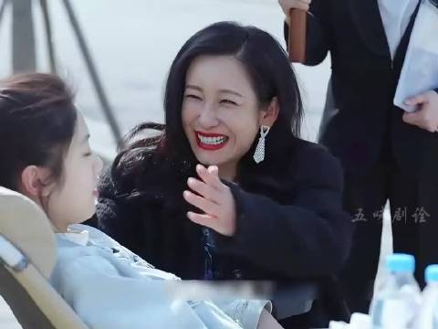 见过宠闺女的，没见过这种要星星还附赠月亮的妈