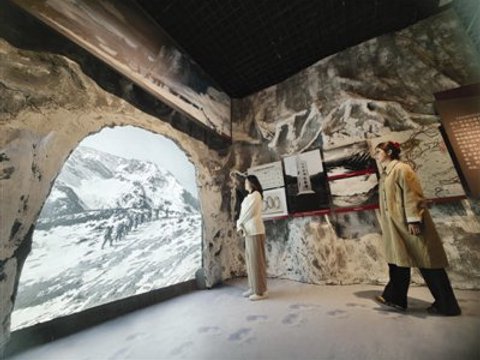 专题展让长征精神真实可感