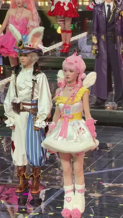 明星全员cos打破次元壁！