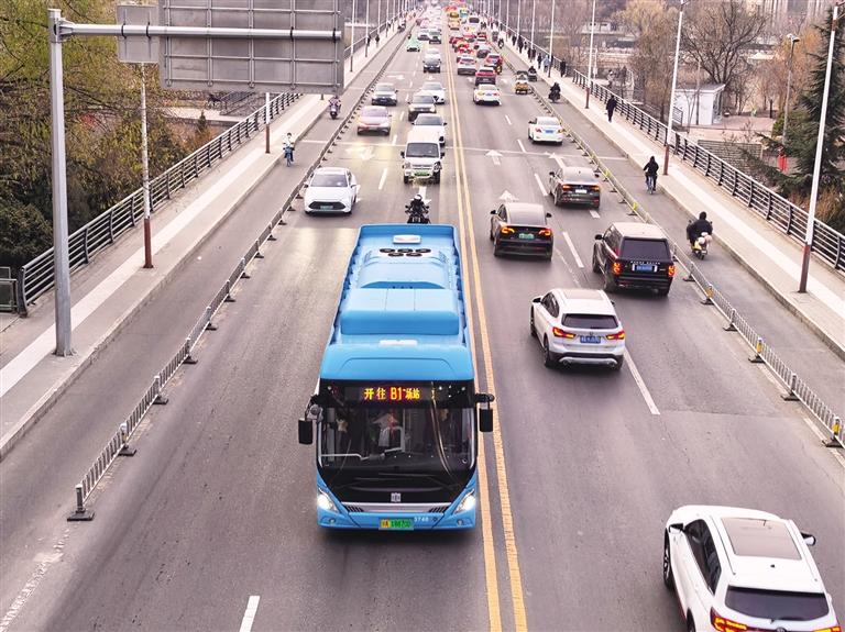 50台纯电动BRT公交陆续亮相